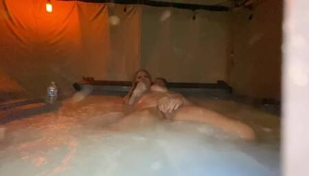 Hot tub Sex