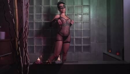 An erotic and sexy dance for you!