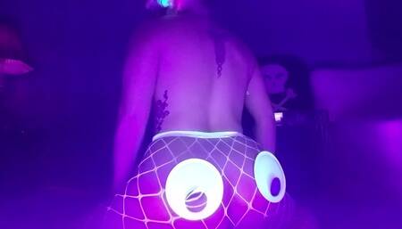Monster Mash twerking!