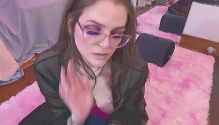 trailer: 34 minute squirting, feet, clit spanking extravaganza ????
