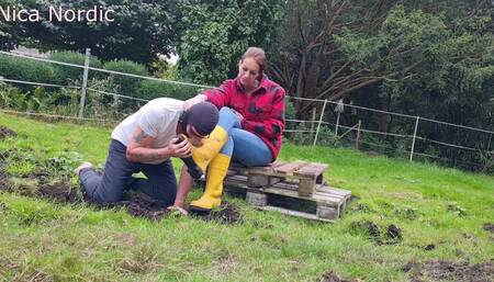 Slave is cleaning my dunlop wellies with his tounge