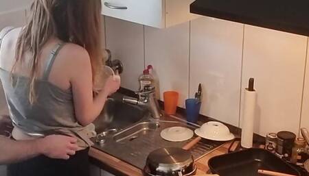 18yo Teen Stepsister Fucked In The Kitchen While The Family is not home