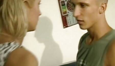 Orge Perverse Bisex - Episode 4