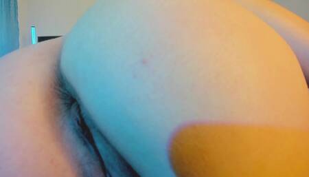 I often say that I have a lot of fetishes and it's true, but anal play is what I like the most, oil enema and close up farting, it's very juicy
