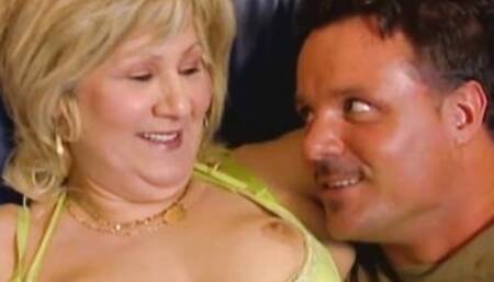 4 Stunden Mami 3 (Full Sex Movie)