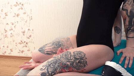 Teenage cutie gives massage to man's mug with crotch, vf2610h 720p