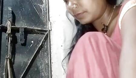 Beautiful Indian aunt hard sex doggy style
