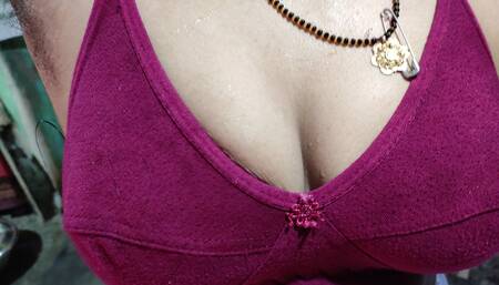 Indian bhabhi ki hot boobs aur