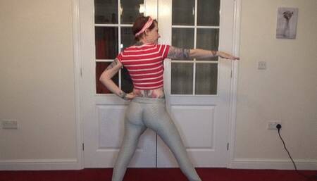 HEY gym pervert staring! Stop looking at my cock