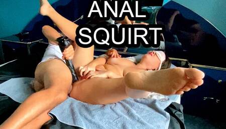 BEAUTIFUL MATURE FUCKED IN THE ANAL AND INSERTED A HUGE BLACK COCK INTO HER HAIRY VAGINA. SQUIRT ORGASM & PAINFUL ANAL.