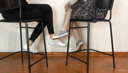 CONVERSE SNEAKERS SMELLY FEET - MOV HD