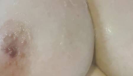 Natural Big Tits getting soapy in the bath