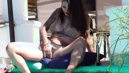 German Sex Tourist book a squirting latina hooker outside