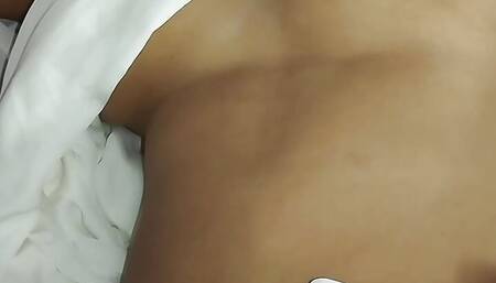 Tamil Widow aunty sex in hotel loud moaning