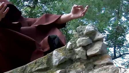 Attractive Blonde With Nice Pussy Lips Got Fucked In The Woods