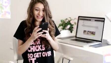 Crazy Fan Rebel Lynn Finds A Way To Gotten A