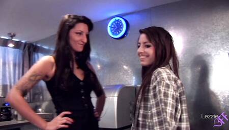 Extravagant wench - bff movie - Lezzie BFF