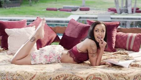 Busty porn with squeaky Carter Cruise and Jade Nile from Penthouse