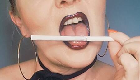 Smokerqueenjoan sensually enjoys her licked Eve 120*OMI's*black lips*corset