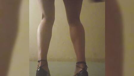 A short dance and lots of love with my dildo