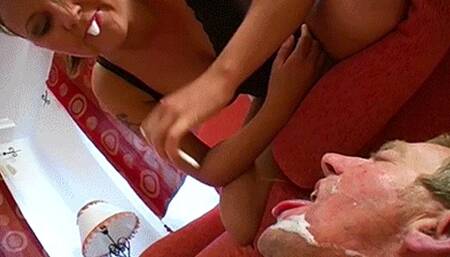 Im gonna brush my teeth under you - Mistress Amber Leigh & Osel - MP4