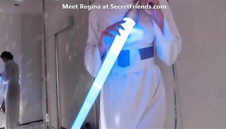Nice-looking Leia's live show movie