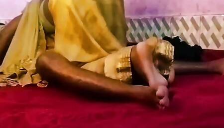 Deshi bhabhi fuck on dewar