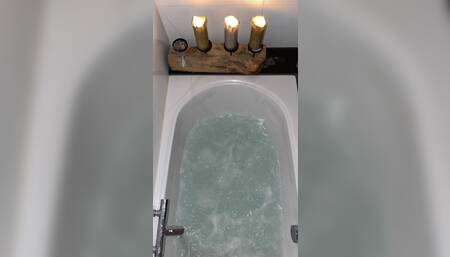Sucking his big cock in the jacuzzi