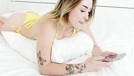 I Accidentally Sent My Stepbrother Nudes - S23:E11