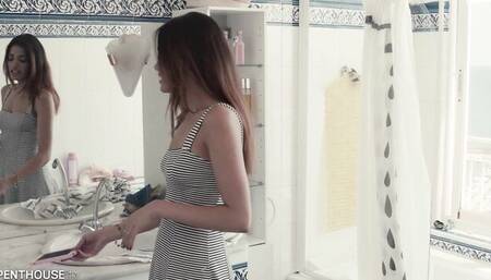 Penthouse featuring Alberto Blanco and Penelope Cum's blowjob trailer