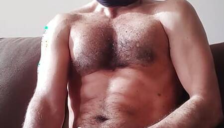Masked daddy jerking off in the morning 2-2
