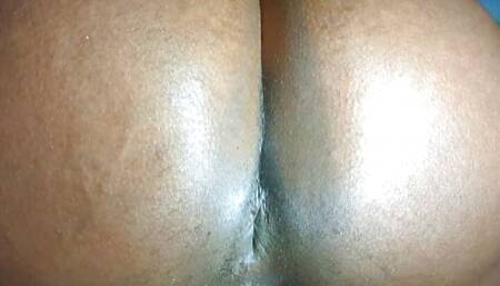 JUICY FAT ASS (JERKING OFF)