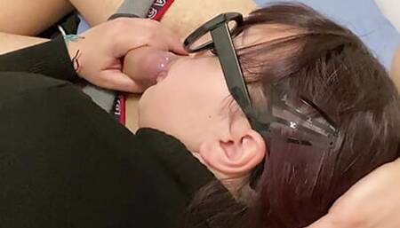 my stepsister gives me a blowjob in bed