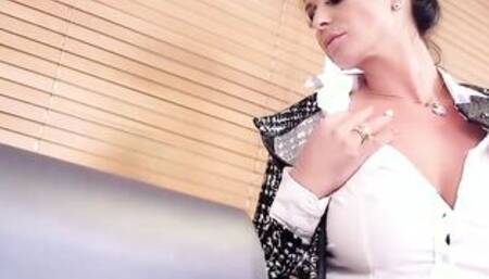 BUMSBUERO - MILF Secretary Vivian Skylight Can't Contain Her Lust For Penis - LETSDOEIT