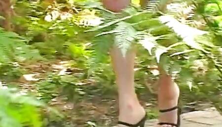 MILF on a cock quest rides guy's thick nob and eats cum