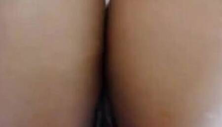 Busty Teen fucks her wet pussy with toys