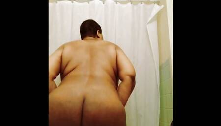 Slutty Twerking And A Need For A Touch!
