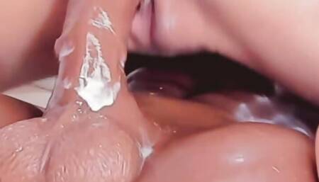 I had an orgasm and poured my cum on my dildo