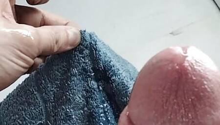 I enjoy while I masturbate my cock pumped big sighs of pleasure