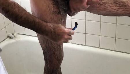 HAIRY DADDY OhTrevor shaved his BIG HARD COCK