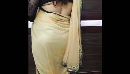 I m completely naked. I took off my saree during dance felt so much hot and horny