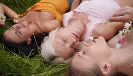 Sensual lesbian threesome with Aislin, Kate Rich, and Zazie Skymm