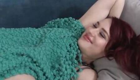 Slutty Red Oral Sex Getting Her Snatch Stretched By Gigantic Black Cock