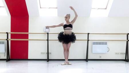 Flexy Teens featuring Dora's russian clip