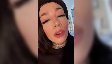 Wet pussyplay ????