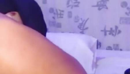 Masturbate with me