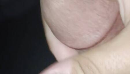 Raat ko muth marri bhabi ko samny mazaa aw gya