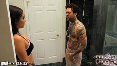 OutOfTheFamily Aaliyah Hadid Been Peepin On StepDaddy Showering