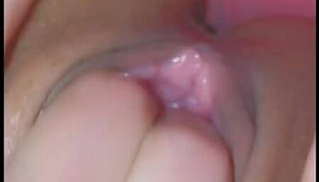 who comes to eat my beautiful pussy?