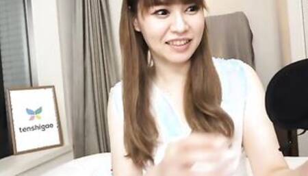 Cheating housewife Momoyama Sayaka is blindfolded then fucked
